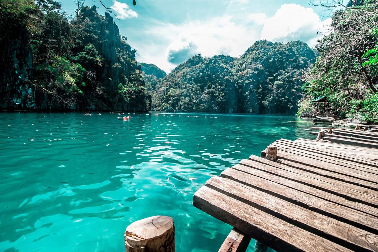 אגם בפיליפינים